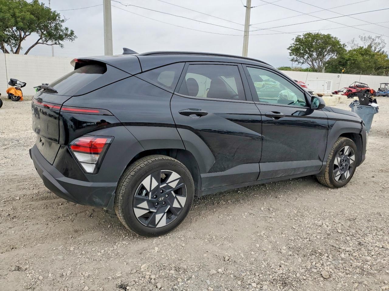 2025 Hyundai Kona Sel - Фото 3