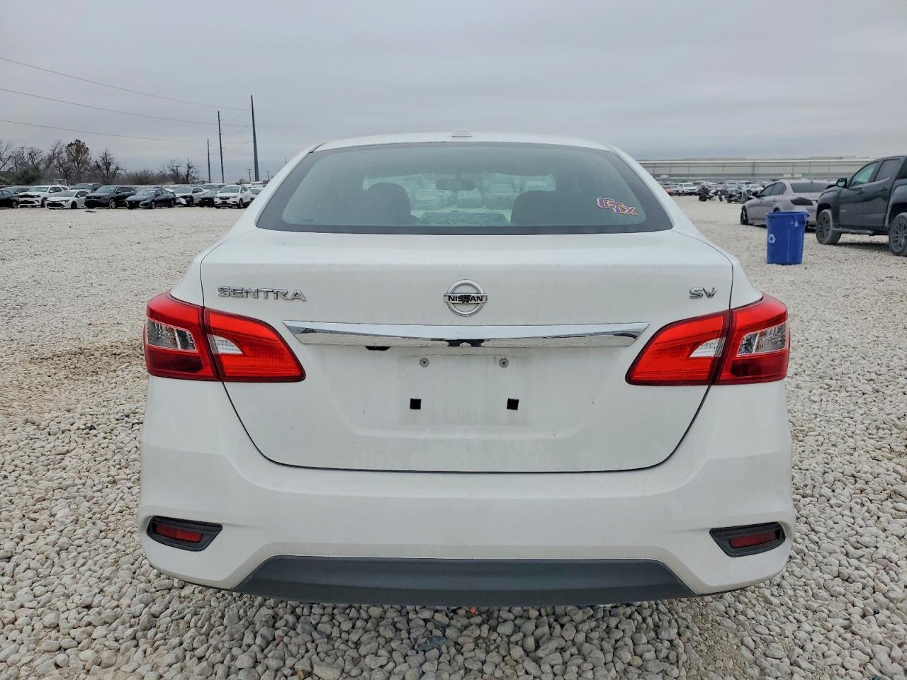 2016 Nissan Sentra S - Image 6