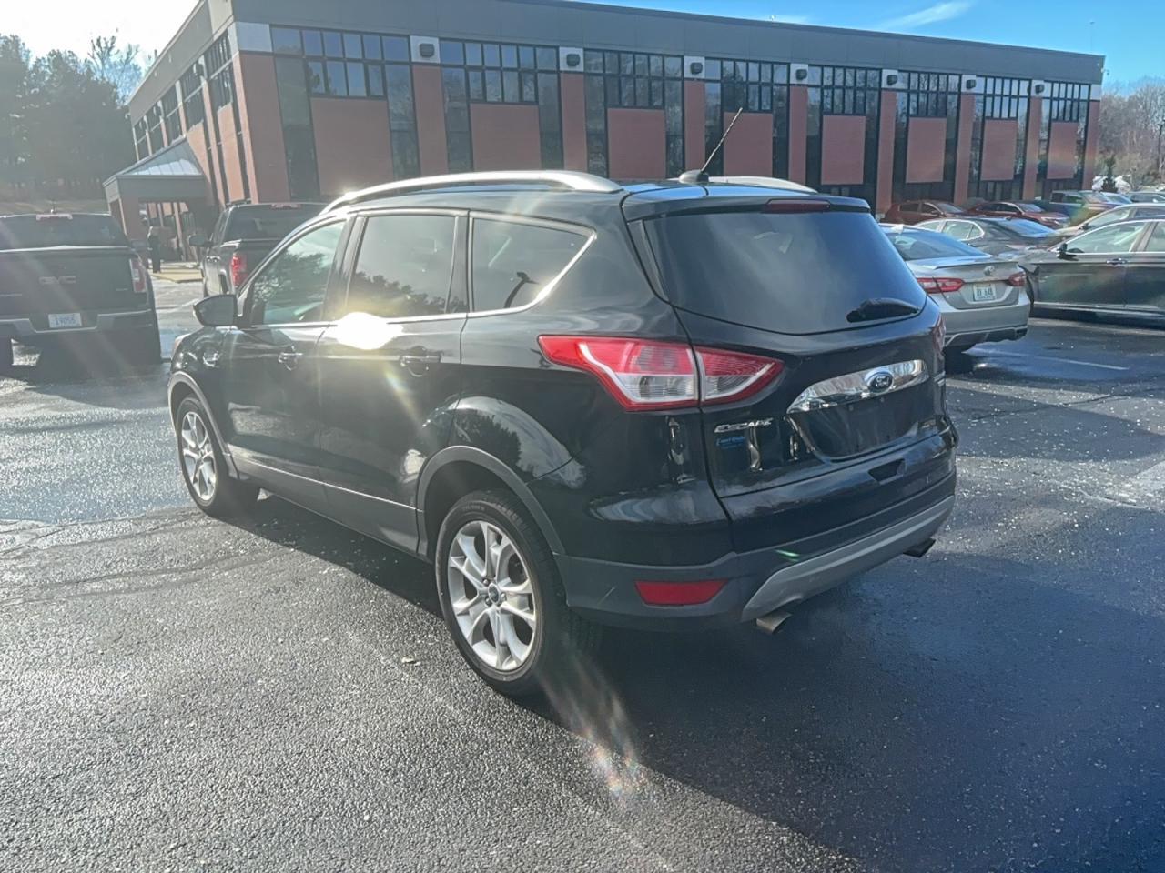 2016 Ford Escape Titanium - Фото 3