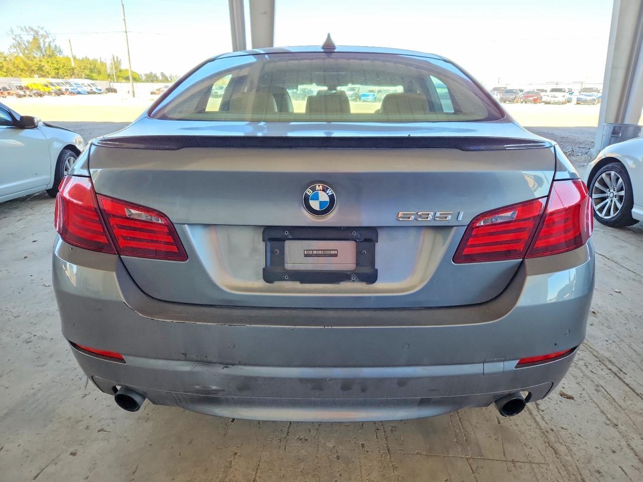 2011 BMW 535 I - Фото 6