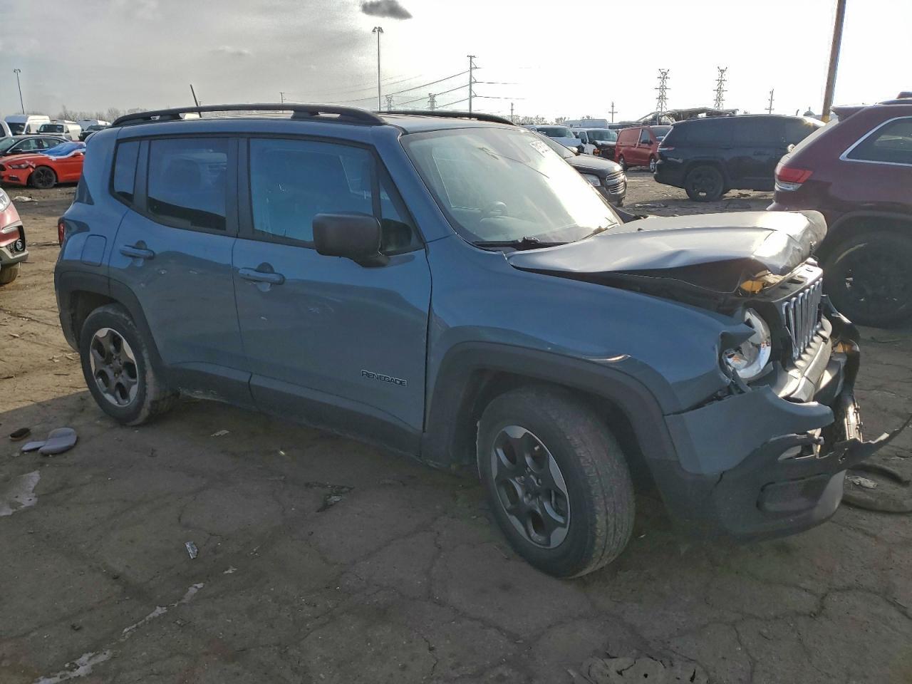 2017 Jeep Renegade Sport - Фото 4