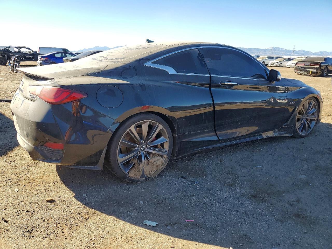 2018 Infiniti Q60 Red Sport 400 - Фото 3