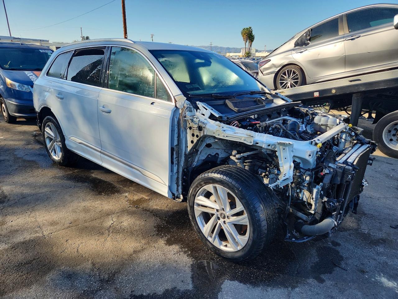 2021 Audi Q7 Premium - Фото 4