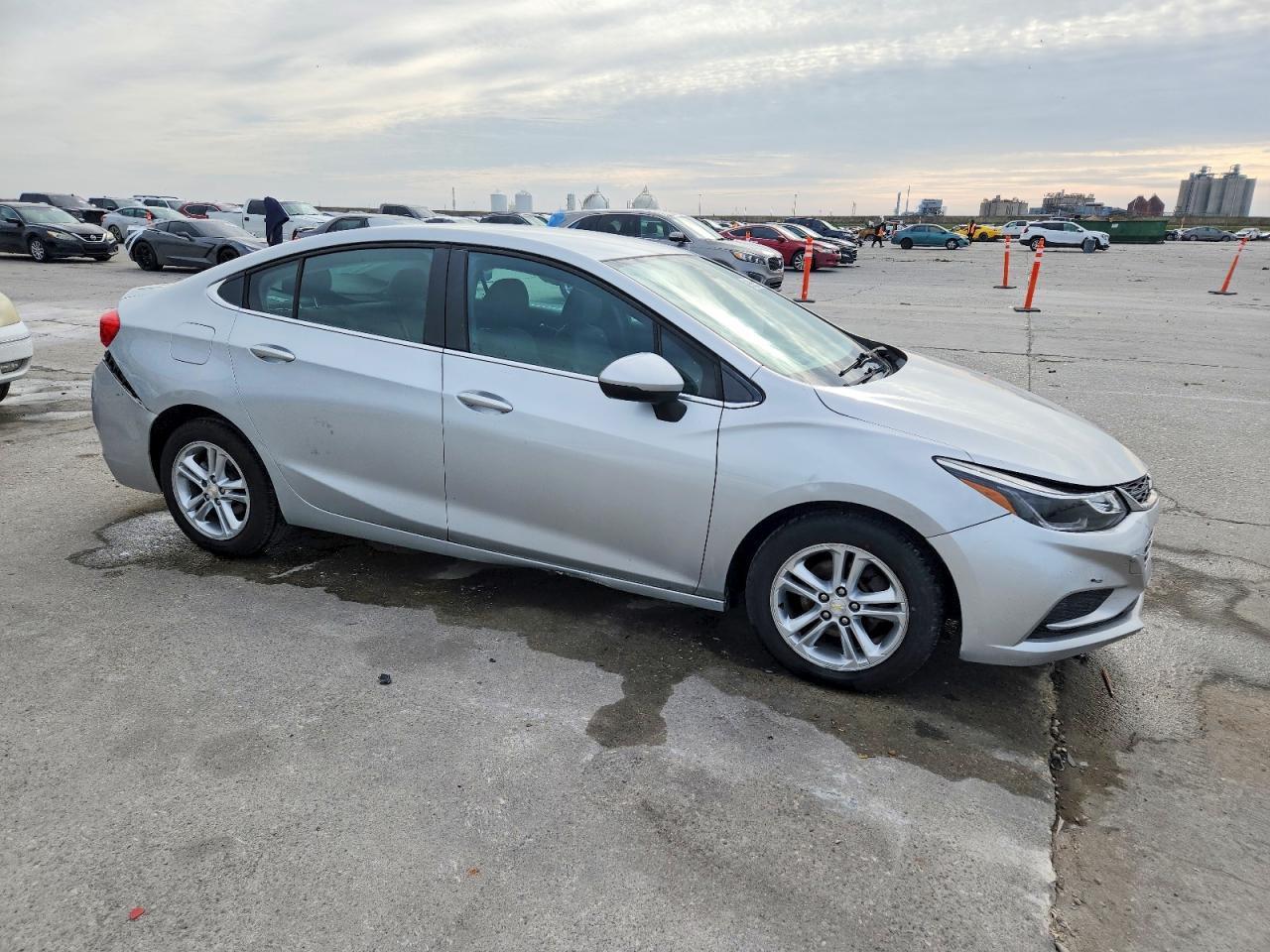 2016 Chevrolet Cruze Lt - Фото 4