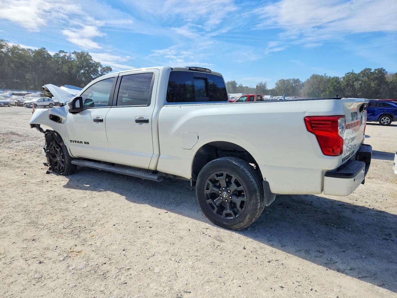 2018 Nissan Titan Xd Sl - Фото 2