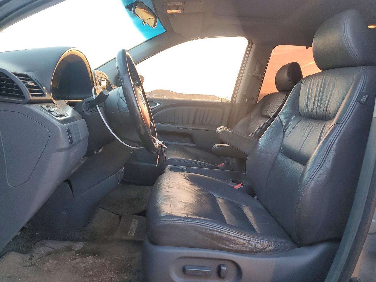 2006 Honda Odyssey - Фото 7