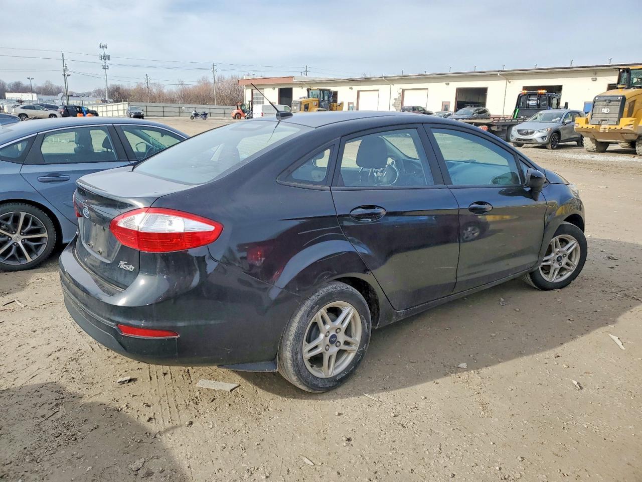 2017 Ford Fiesta Se - Image 3