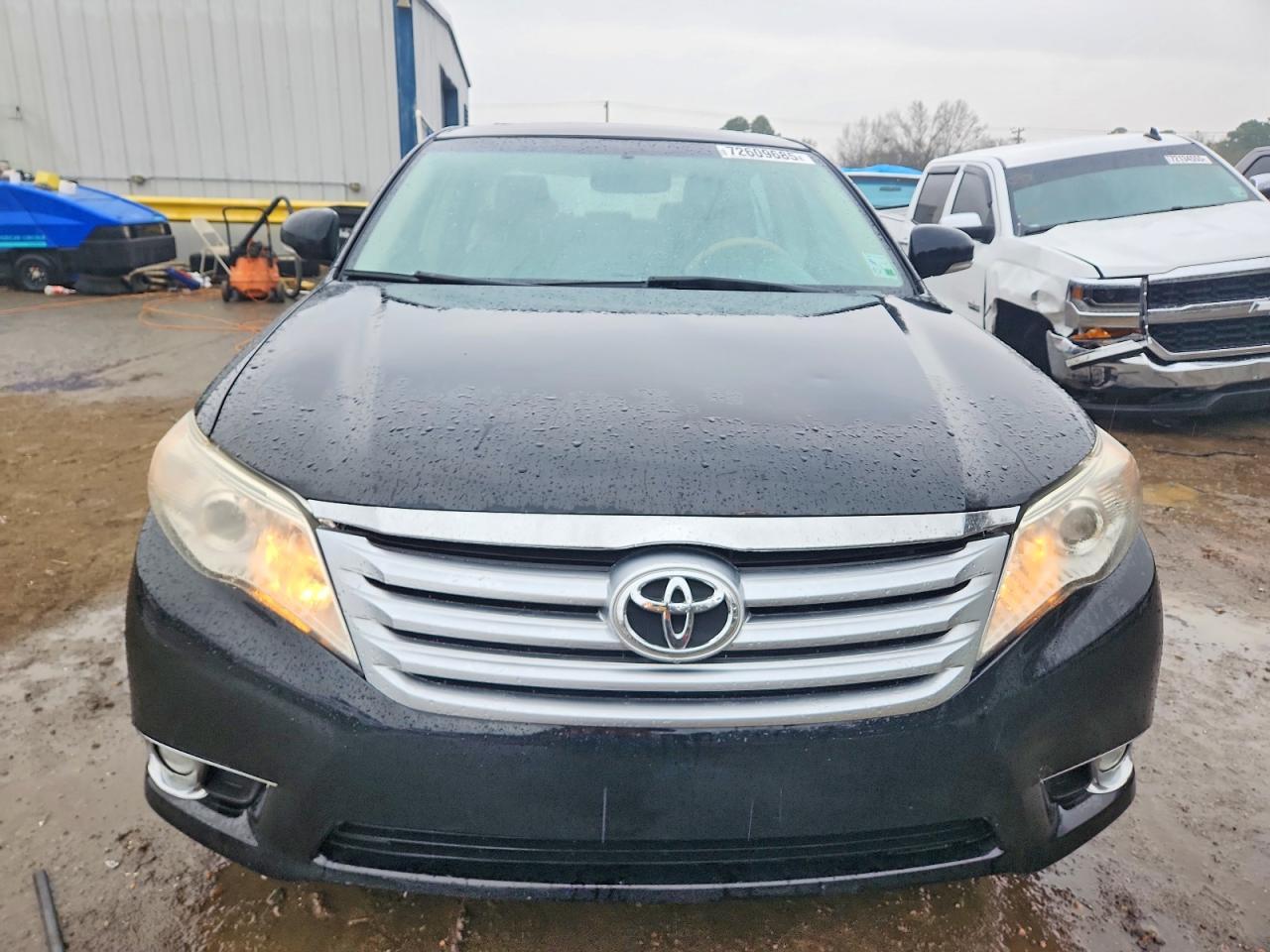 2011 Toyota Avalon Base - Image 5