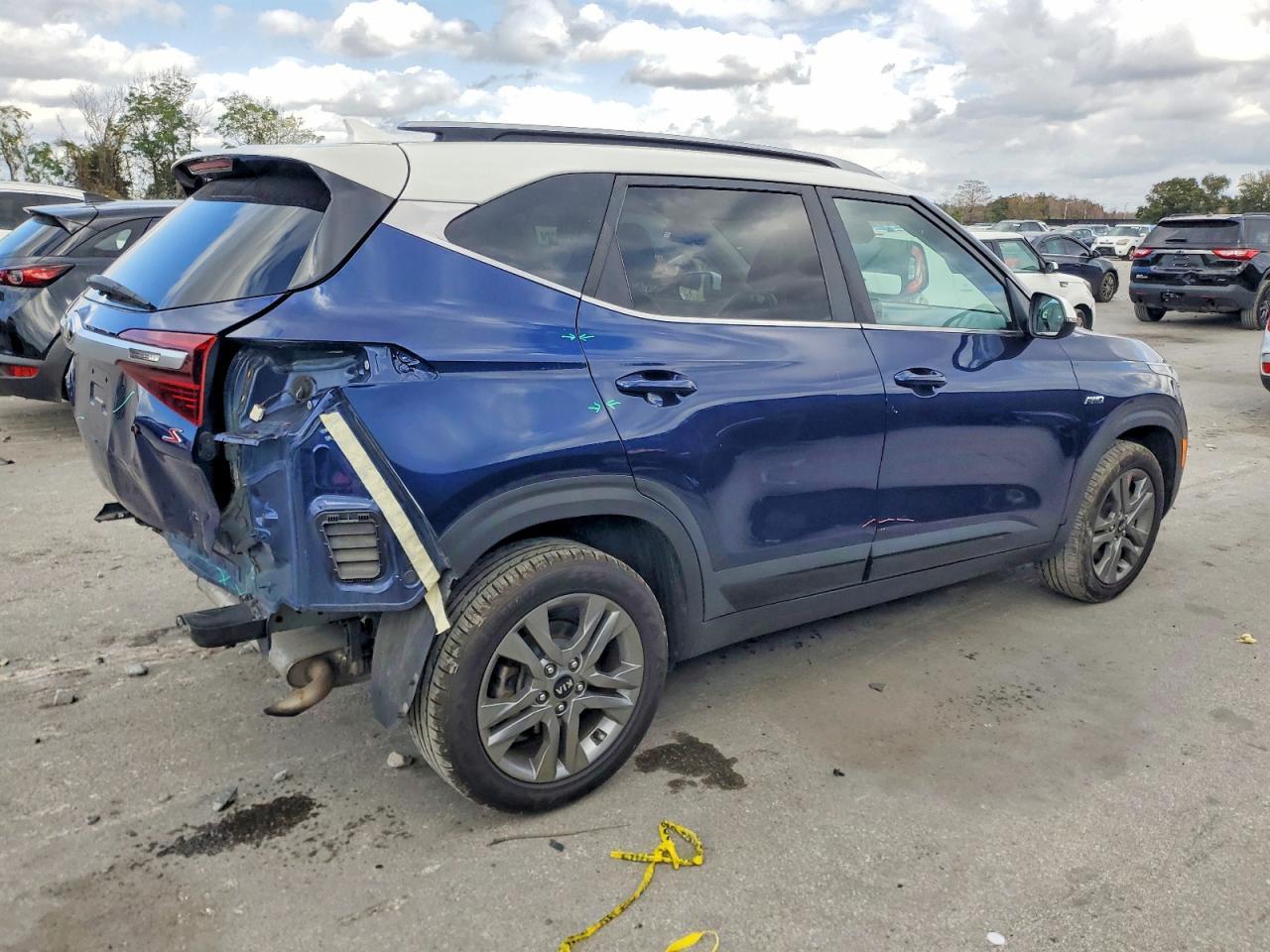 2021 Kia Seltos S - Фото 3