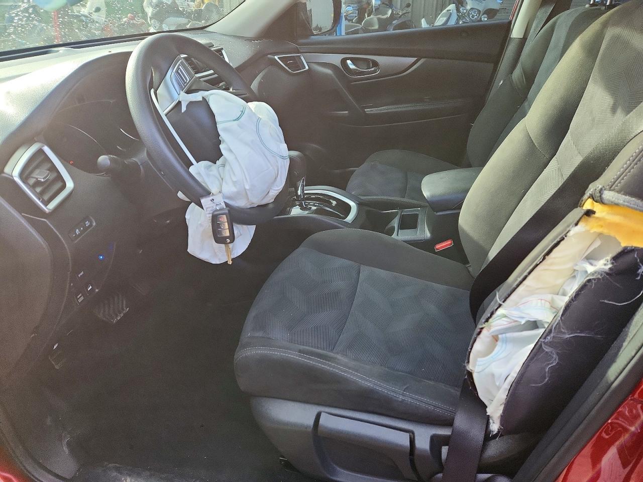 2015 Nissan Rogue S - Фото 7