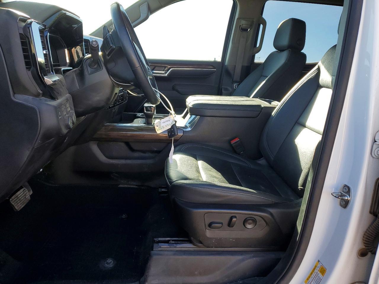 2024 Chevrolet Silverado K1500 Lt - Image 7