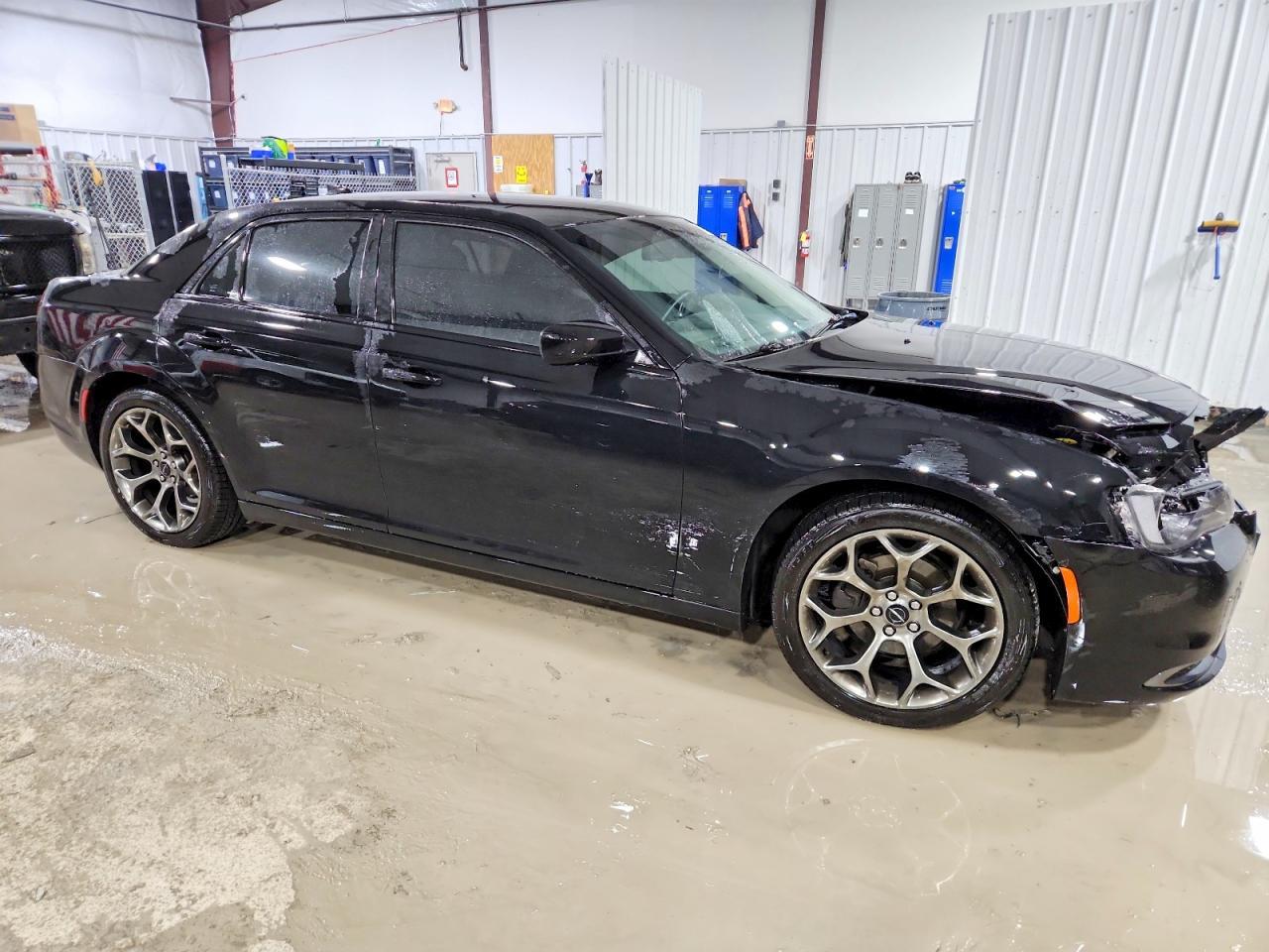 2018 Chrysler 300 - Image 4