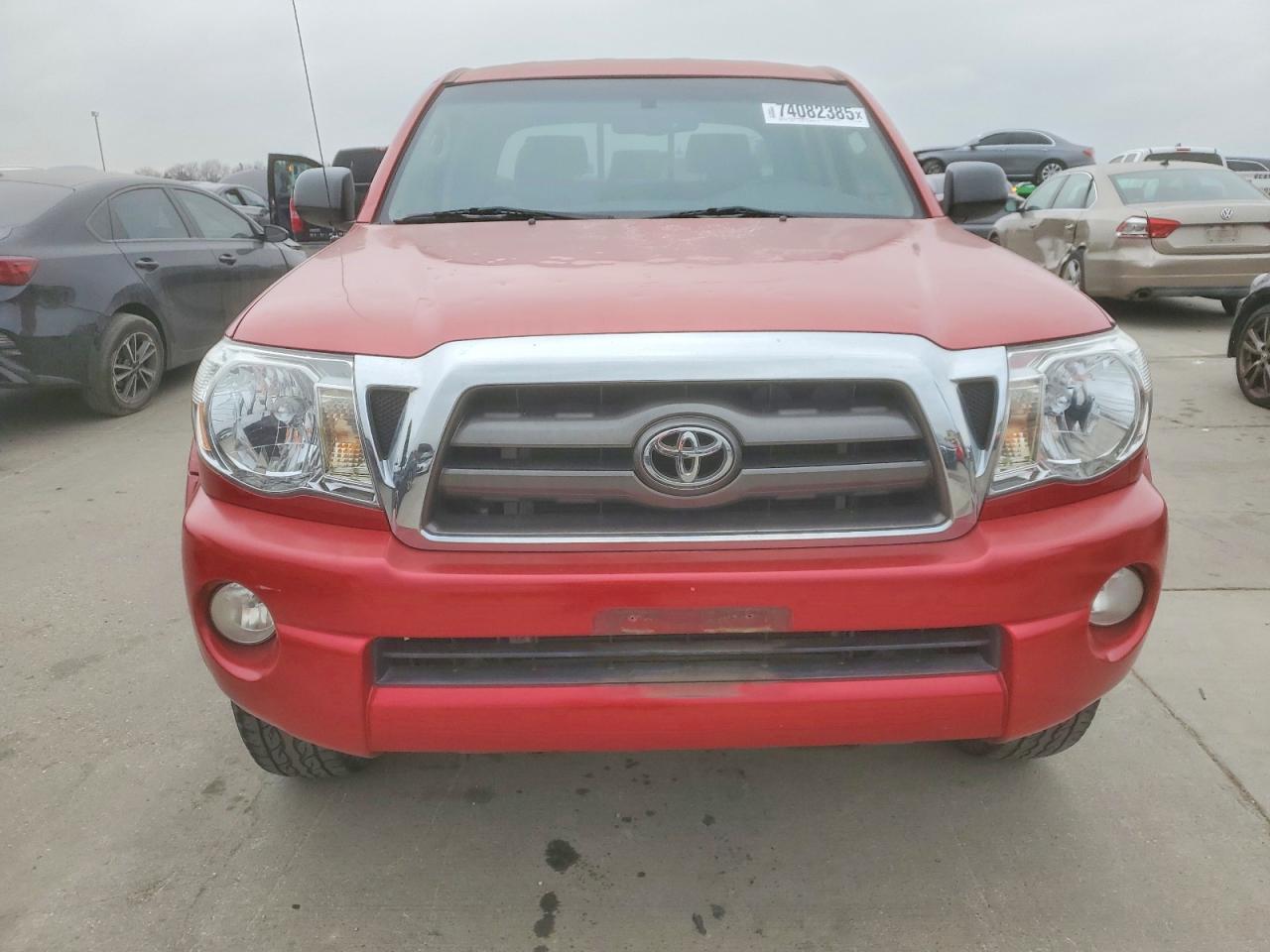 2010 Toyota Tacoma - Image 5