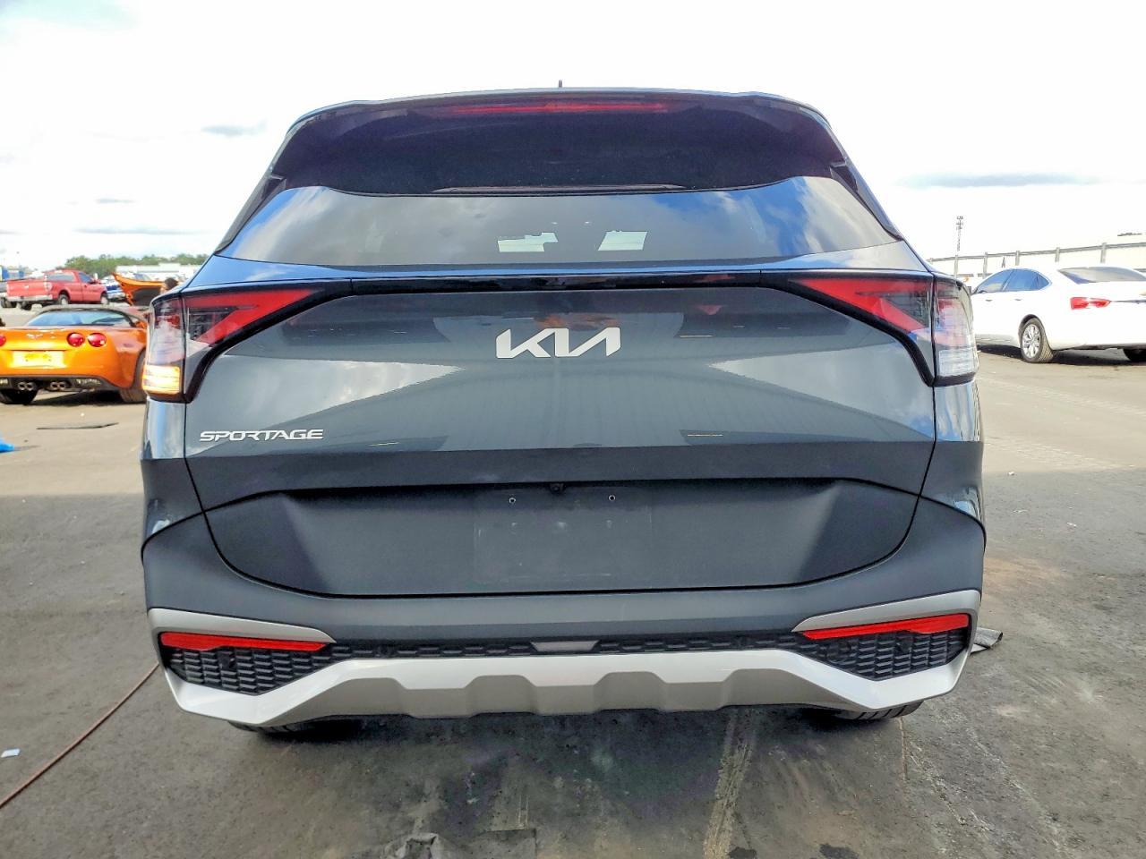 2023 Kia Sportage Lx - Image 6