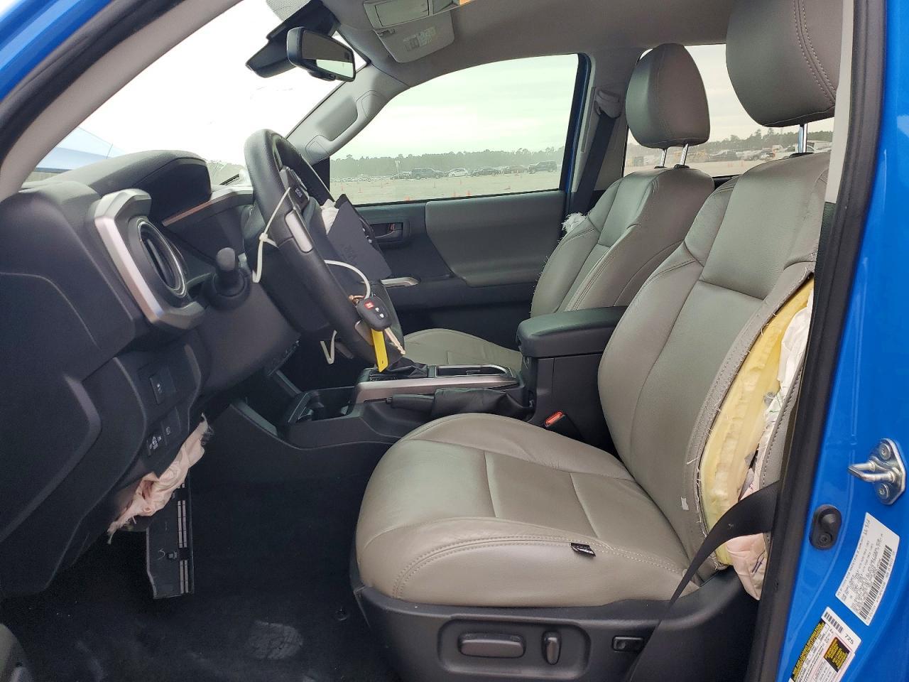 2020 Toyota Tacoma Double Cab - Фото 7