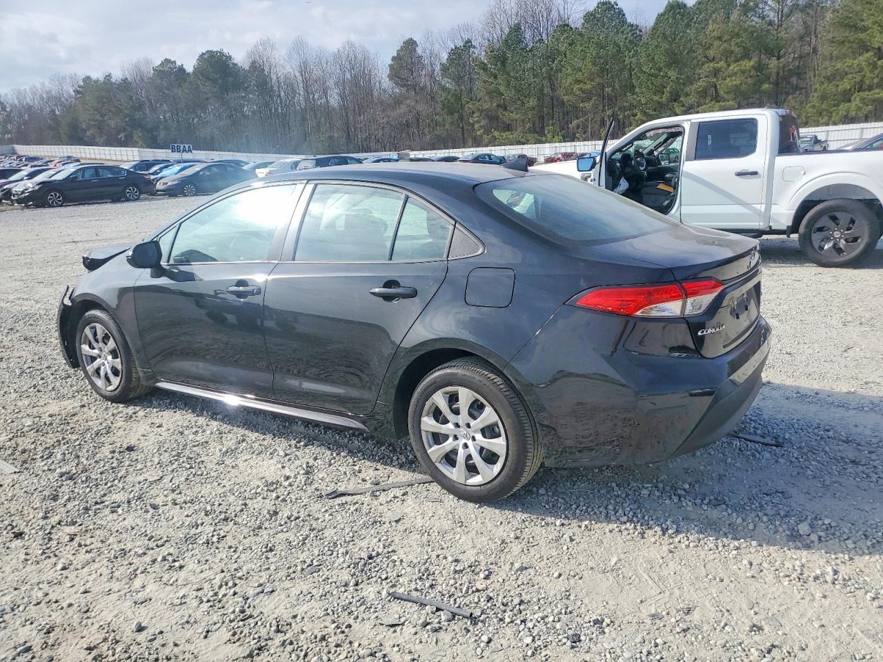 2025 Toyota Corolla Le - Image 2
