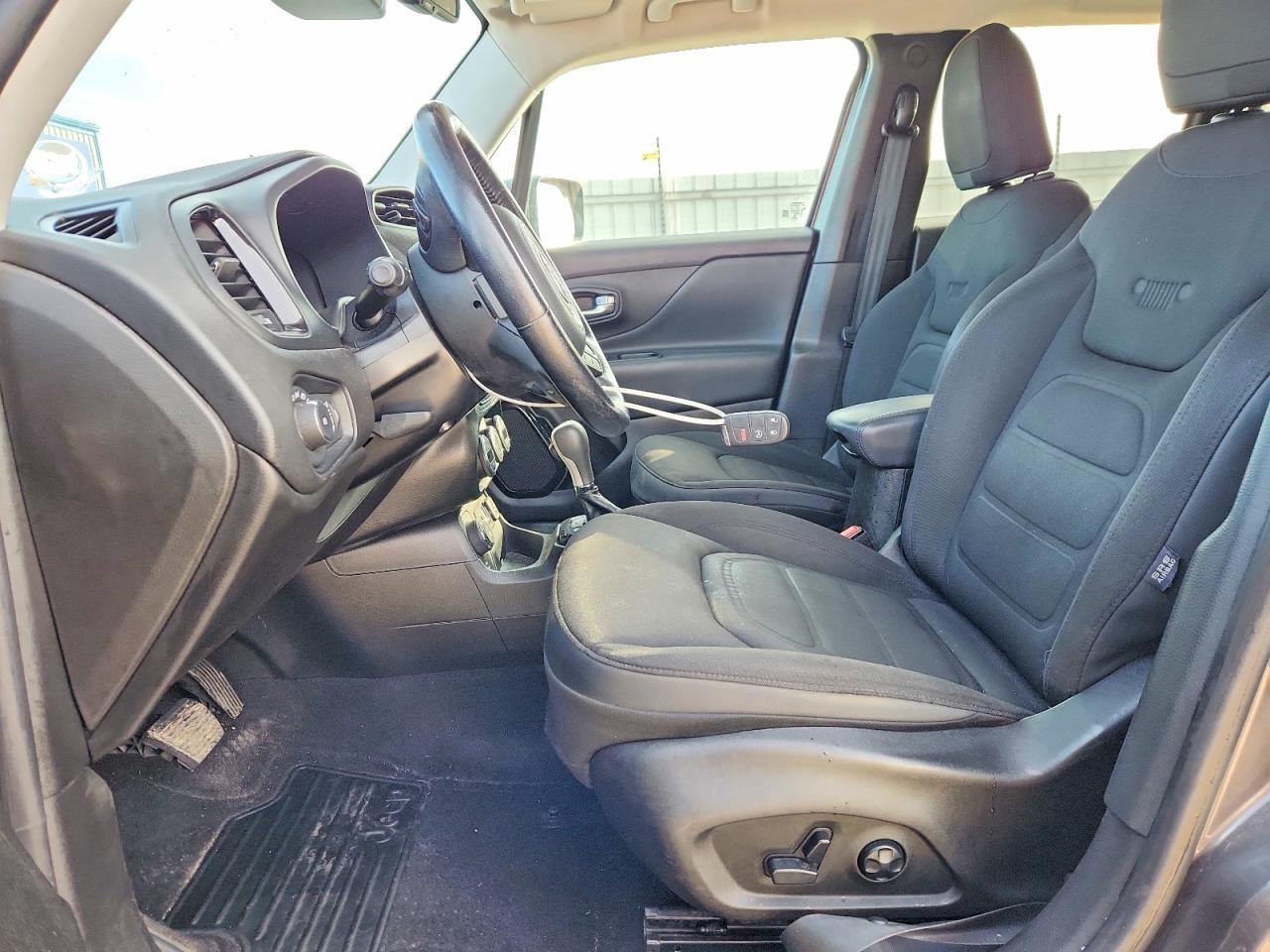 2017 Jeep Renegade Latitude - Фото 7