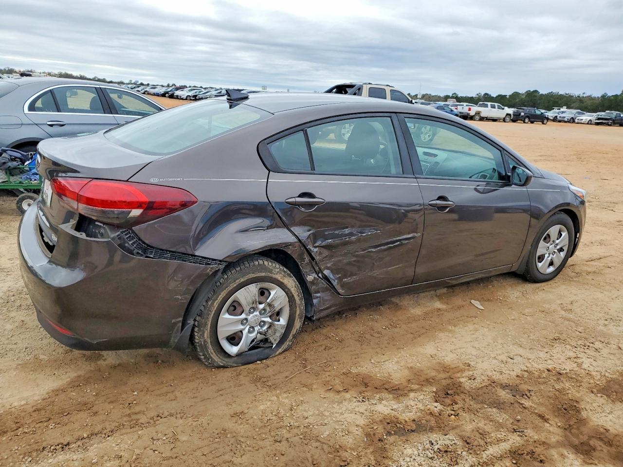 2018 Kia Forte Lx - Image 3