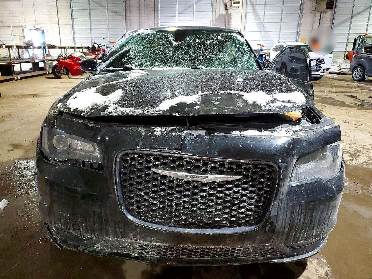 2017 Chrysler 300 S - Image 5