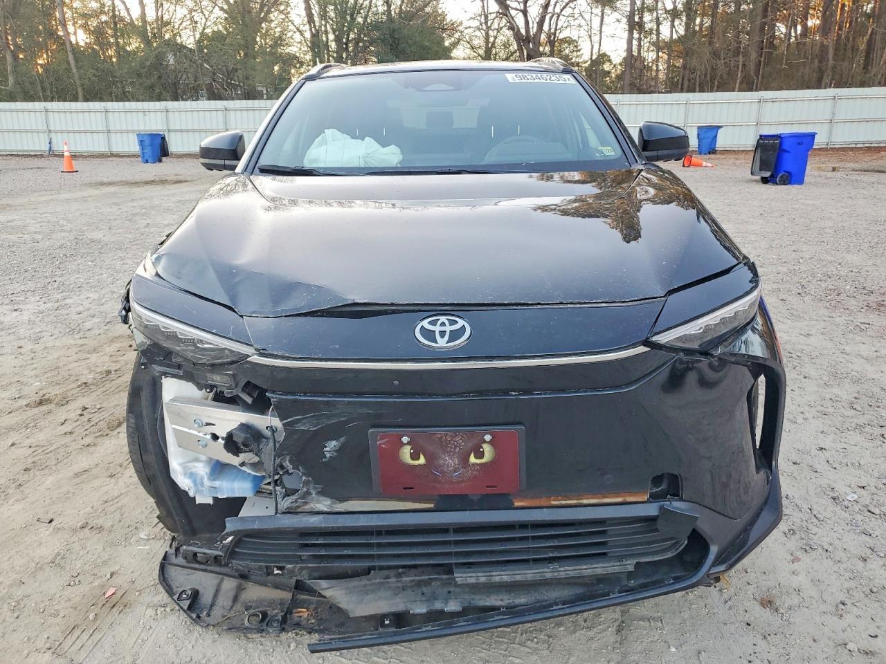 2023 Toyota Bz4X Limited - Image 5