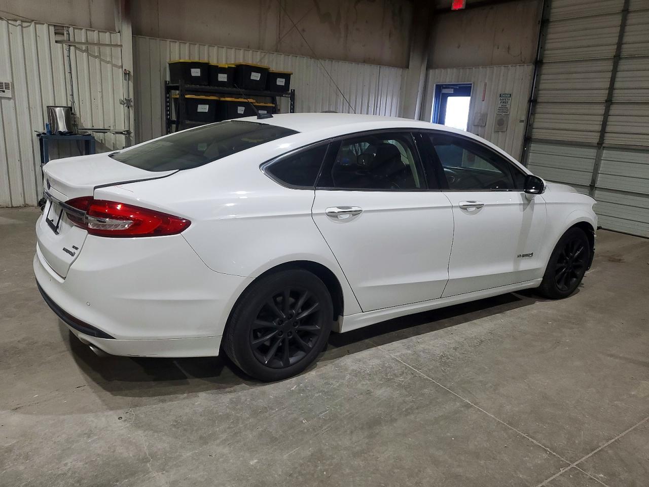 2017 Ford Fusion Se Hybrid - Фото 3