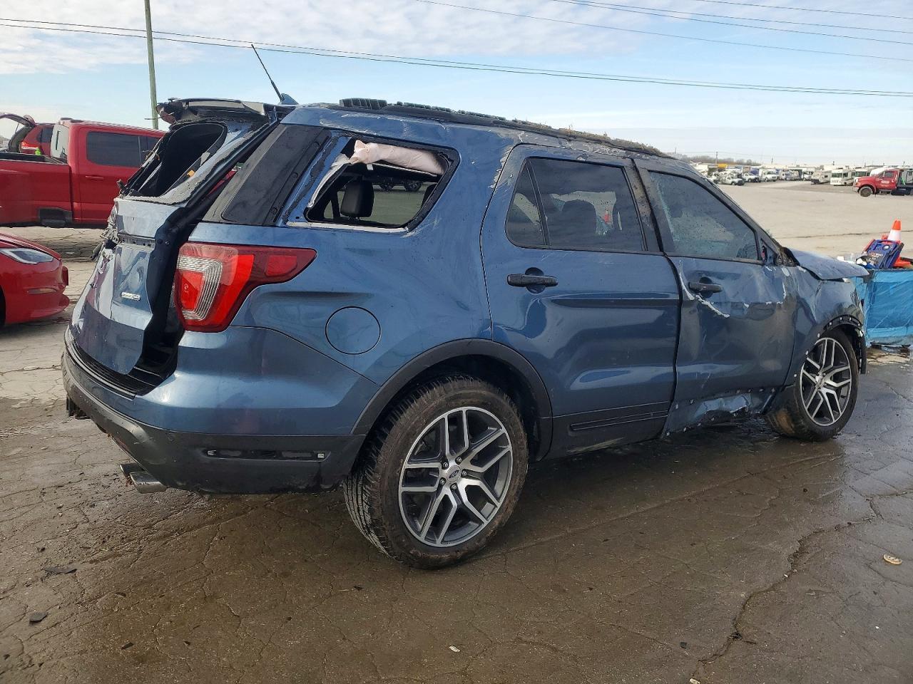 2018 Ford Explorer Sport - Фото 3