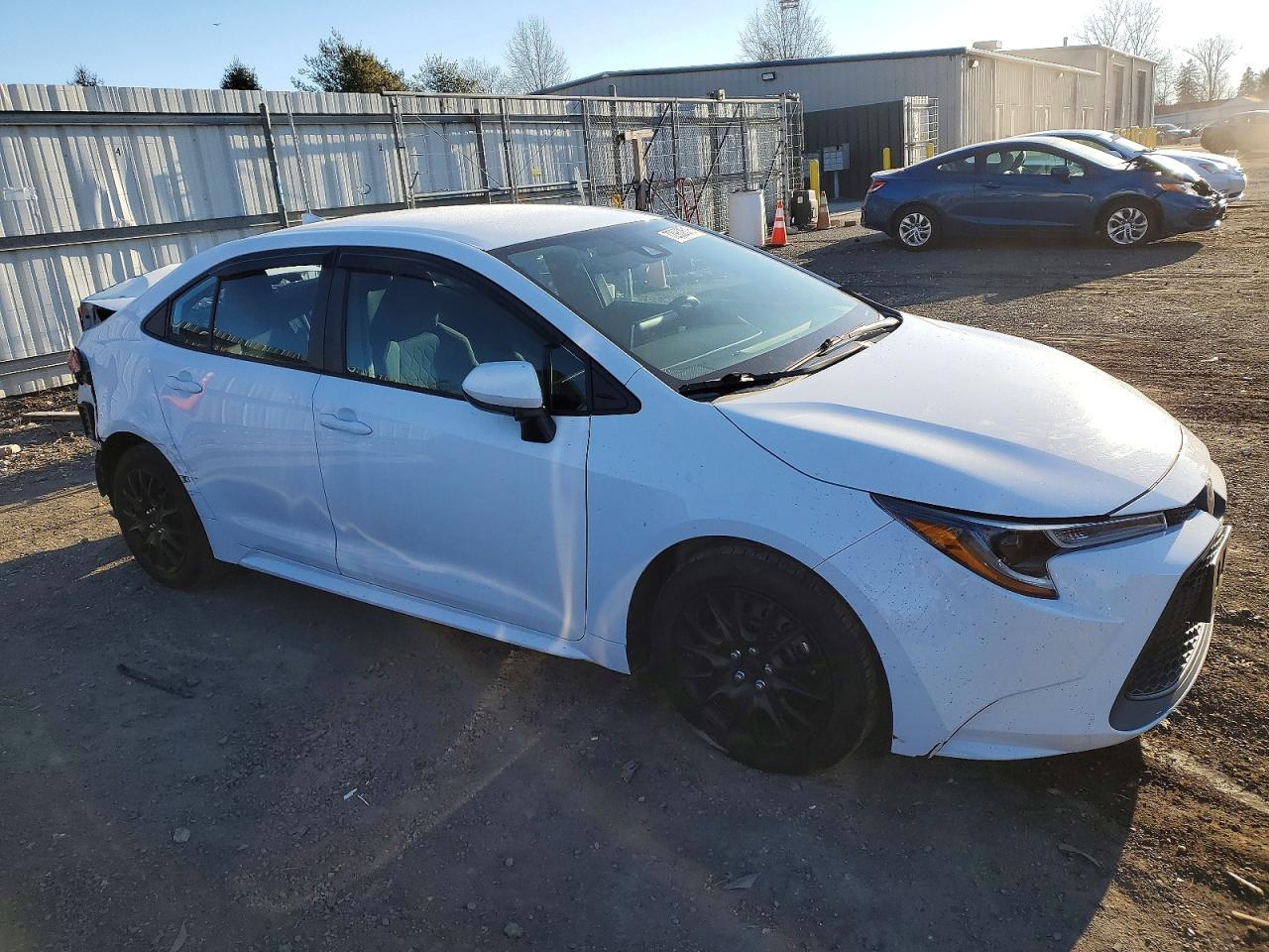 2021 Toyota Corolla Le - Image 4