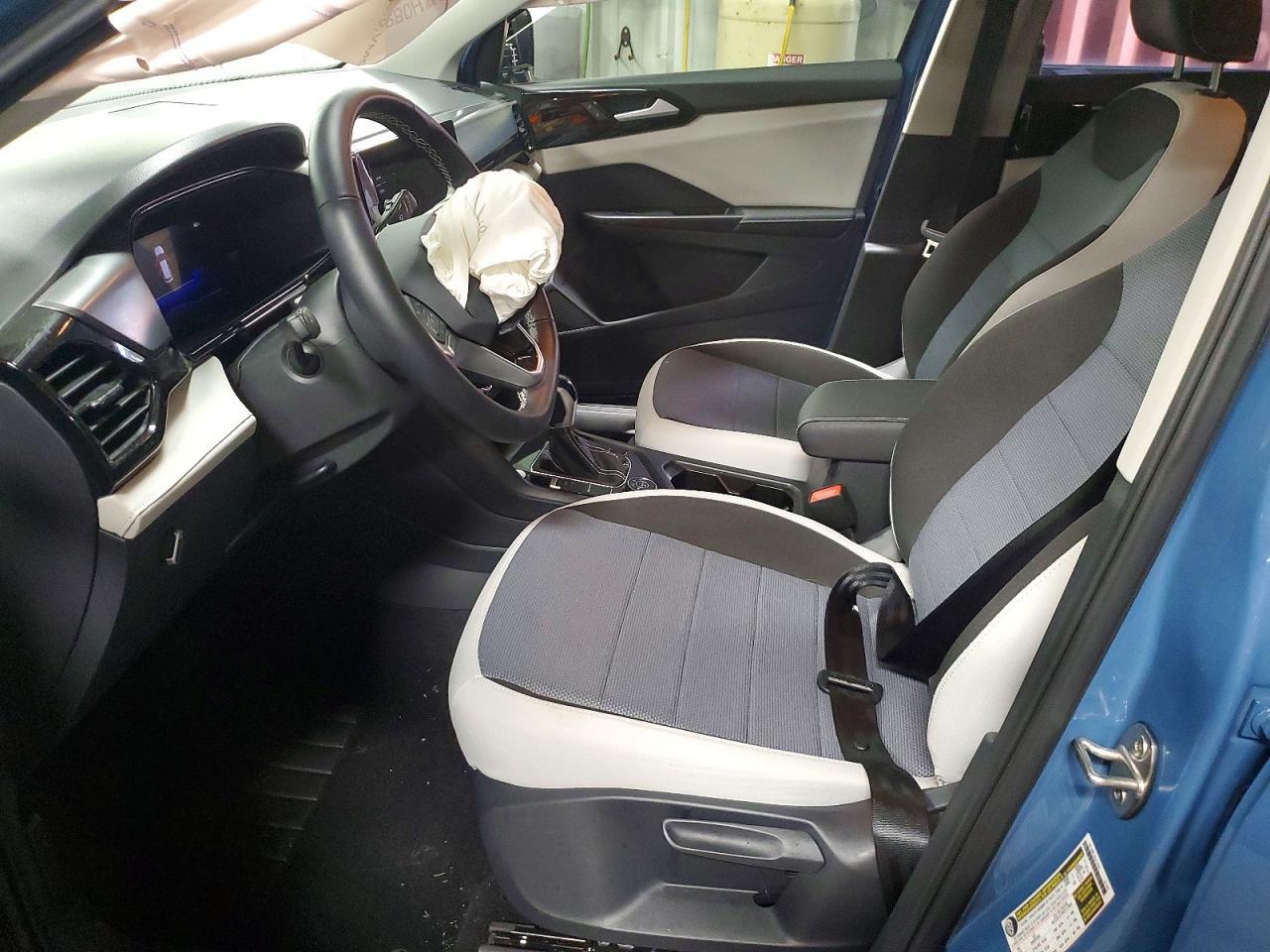 2025 Volkswagen Taos S - Фото 7