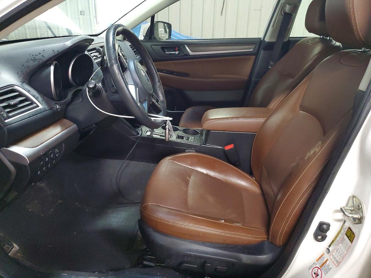 2017 Subaru Outback Touring - Image 7