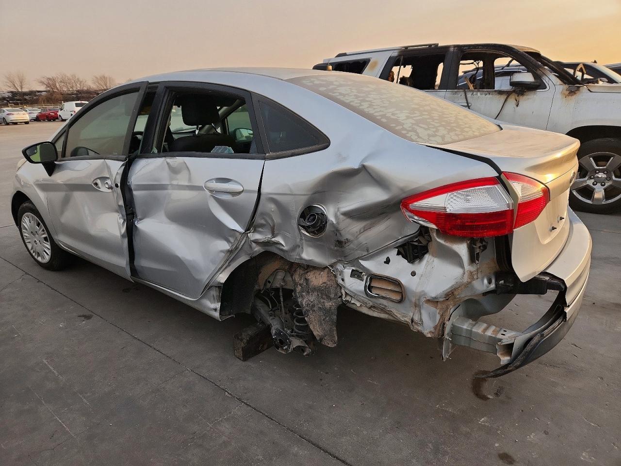 2018 Ford Fiesta S - Фото 2