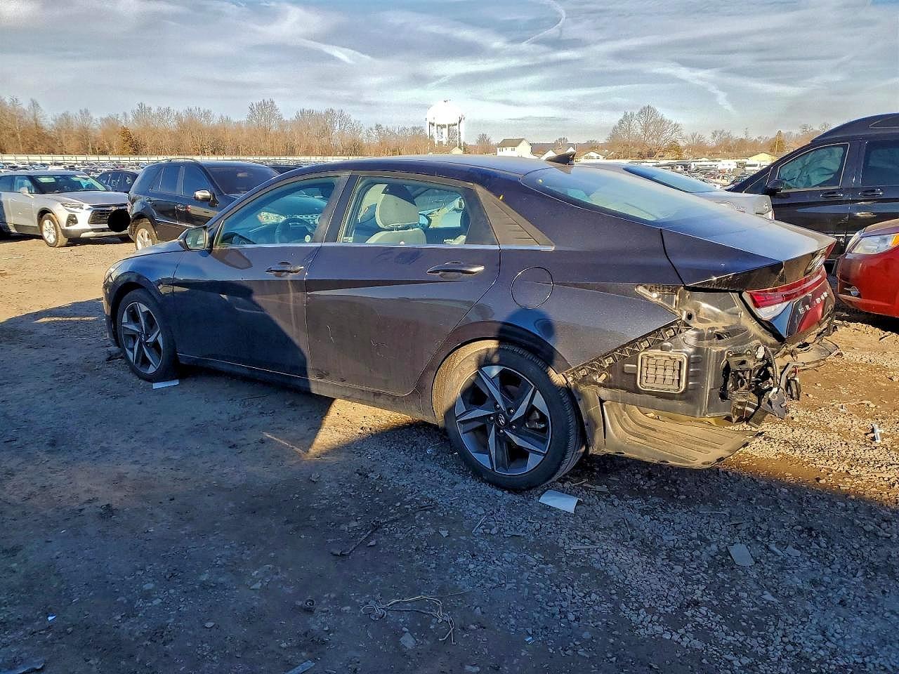 2021 Hyundai Elantra Limited - Фото 2