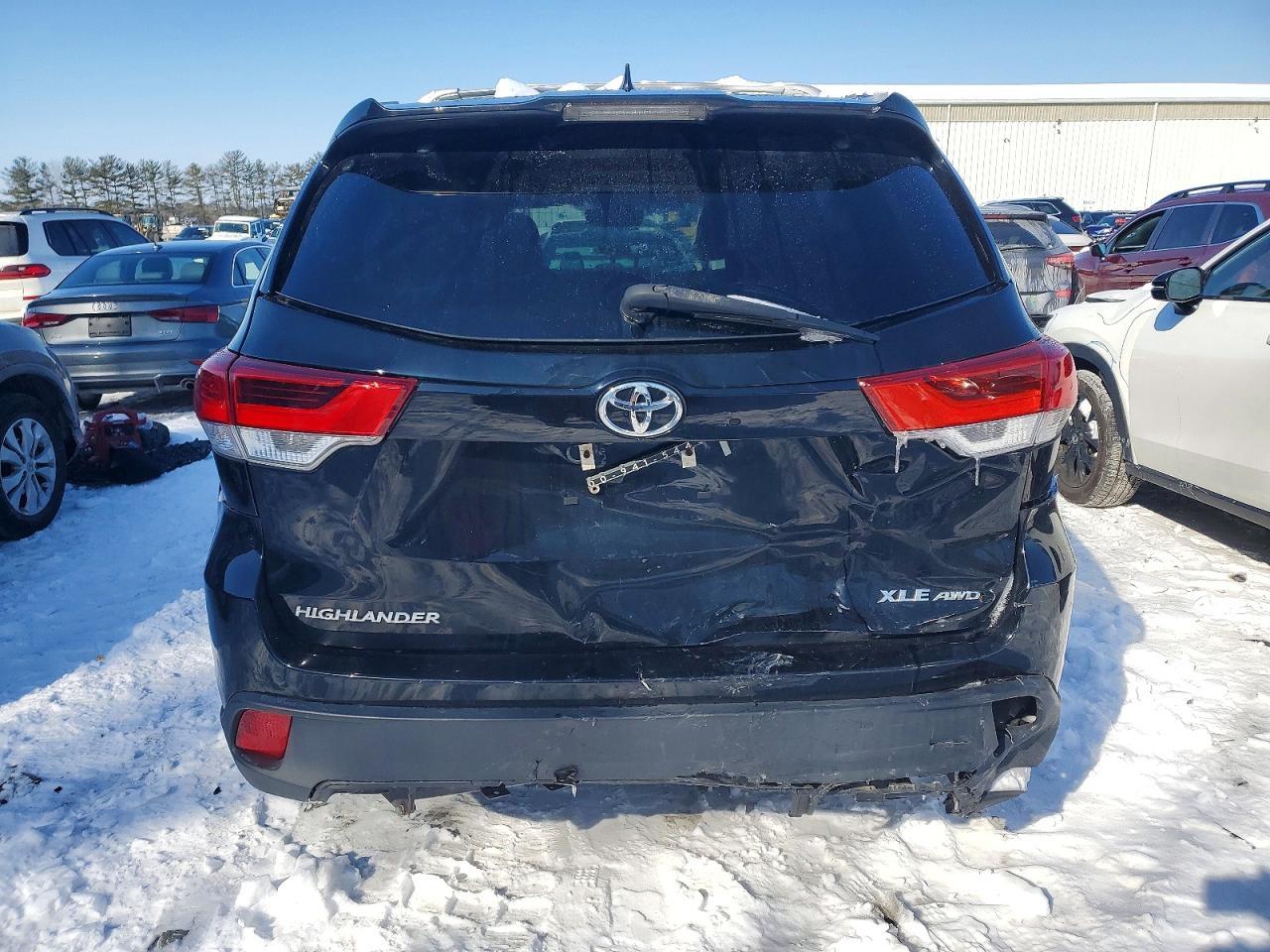 2019 Toyota Highlander Se - Фото 6
