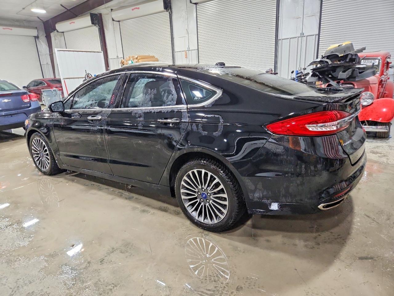 2018 Ford Fusion Titanium/Platinum - Фото 2