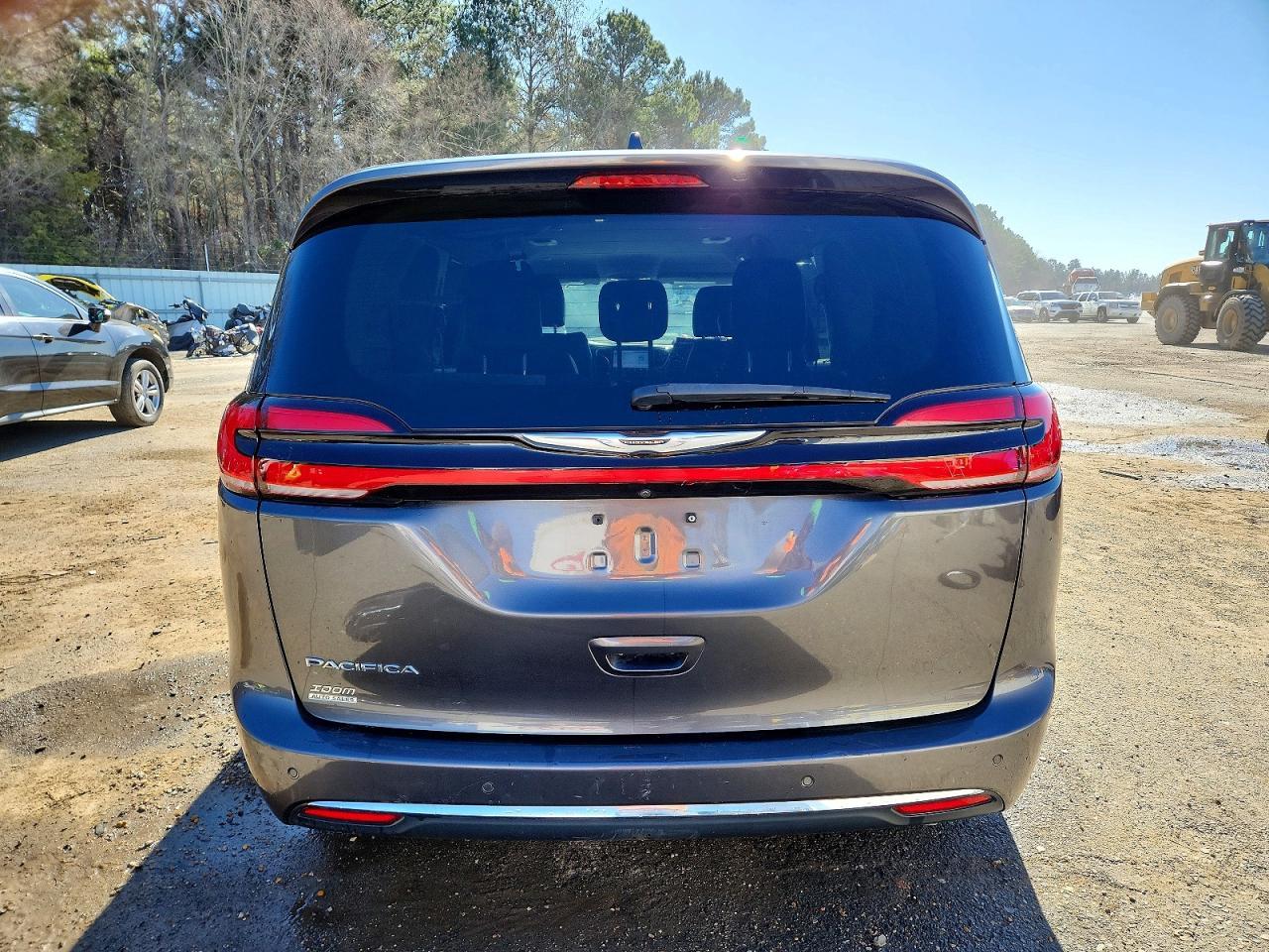 2022 Chrysler Pacifica Touring L - Фото 6