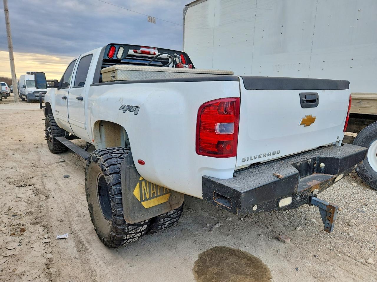 2012 Chevrolet Silverado K3500 Lt - Image 2