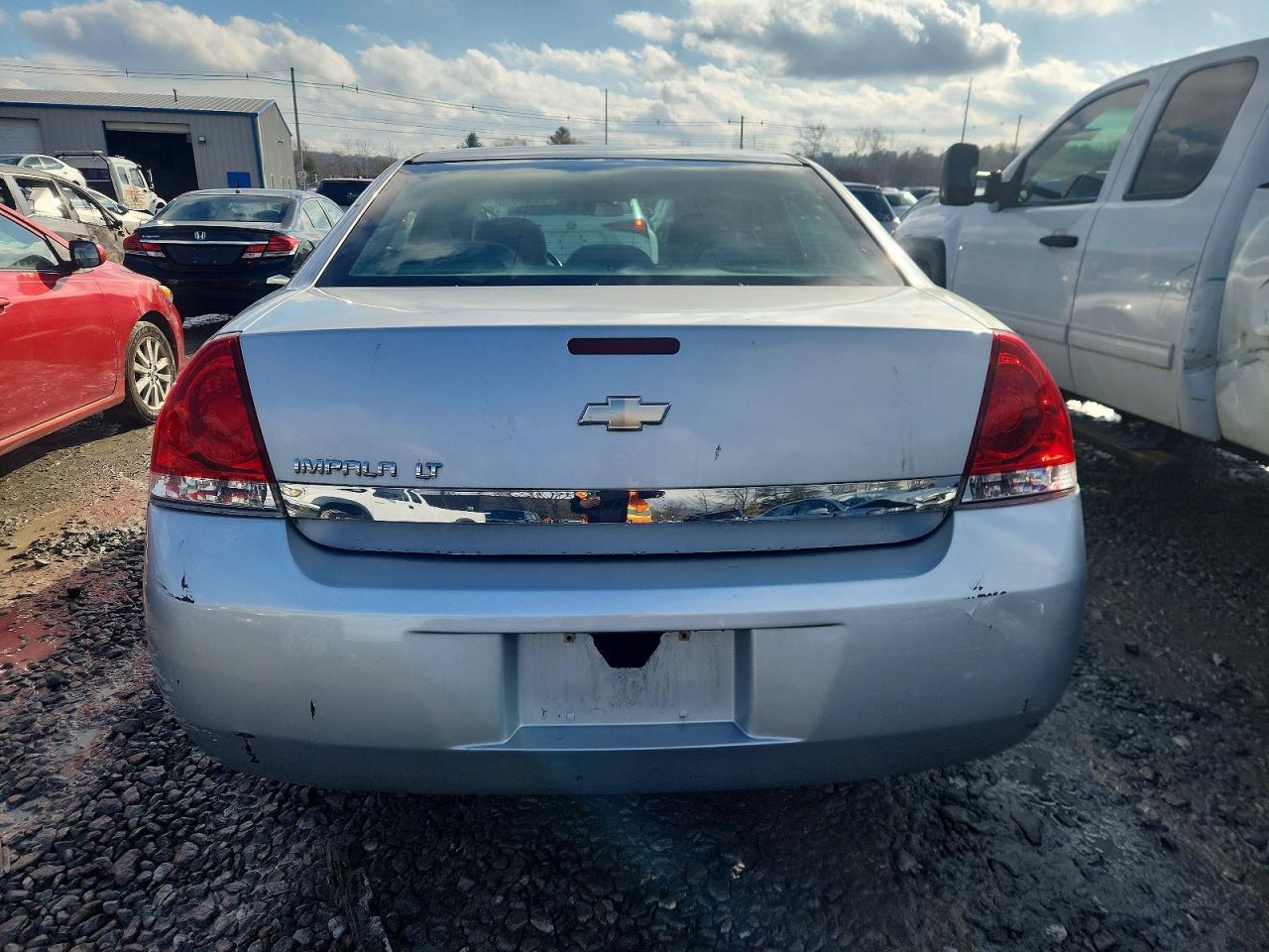 2010 Chevrolet Impala Lt - Image 6