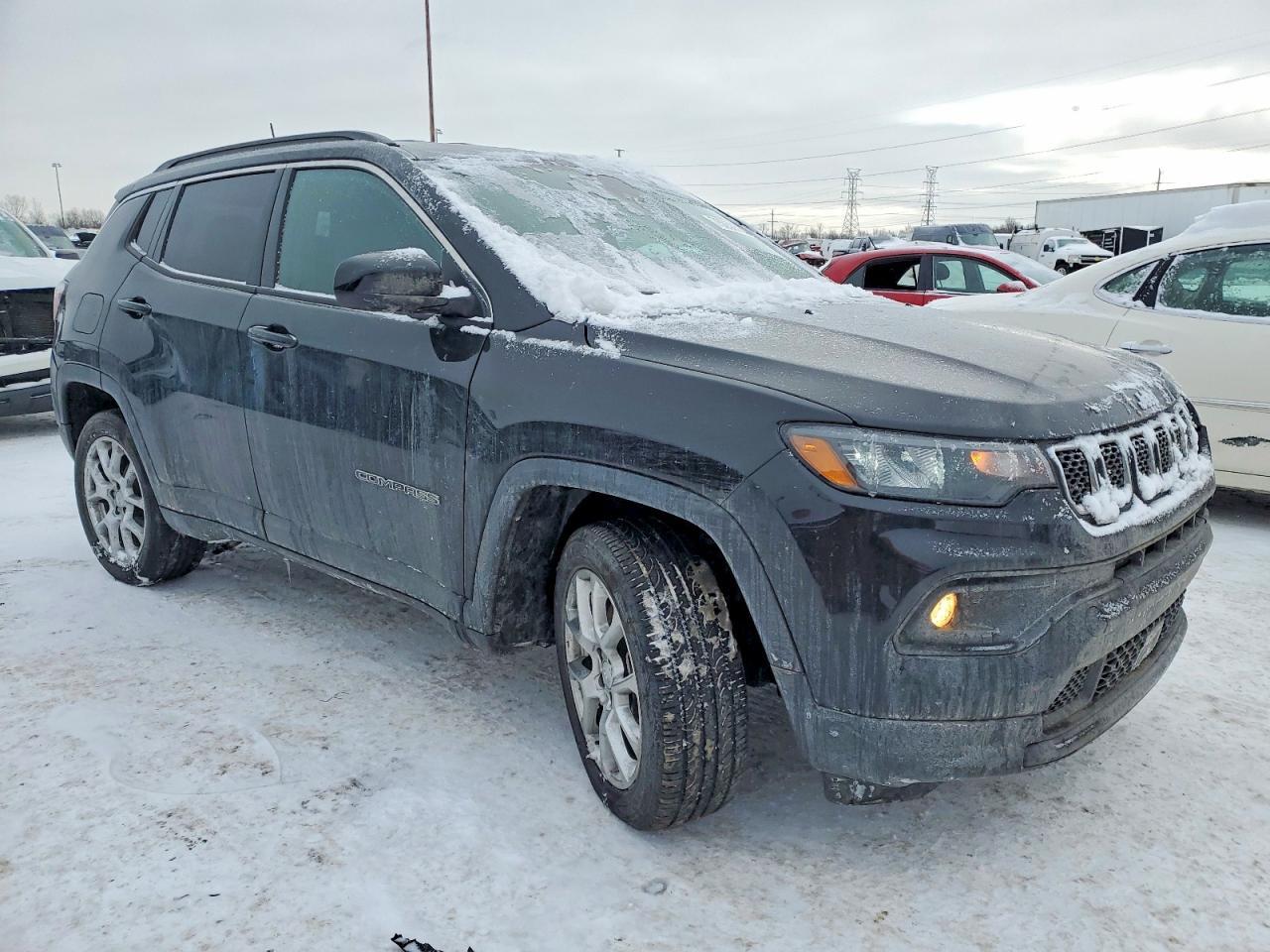 2024 Jeep Compass Latitude Lux - Фото 4