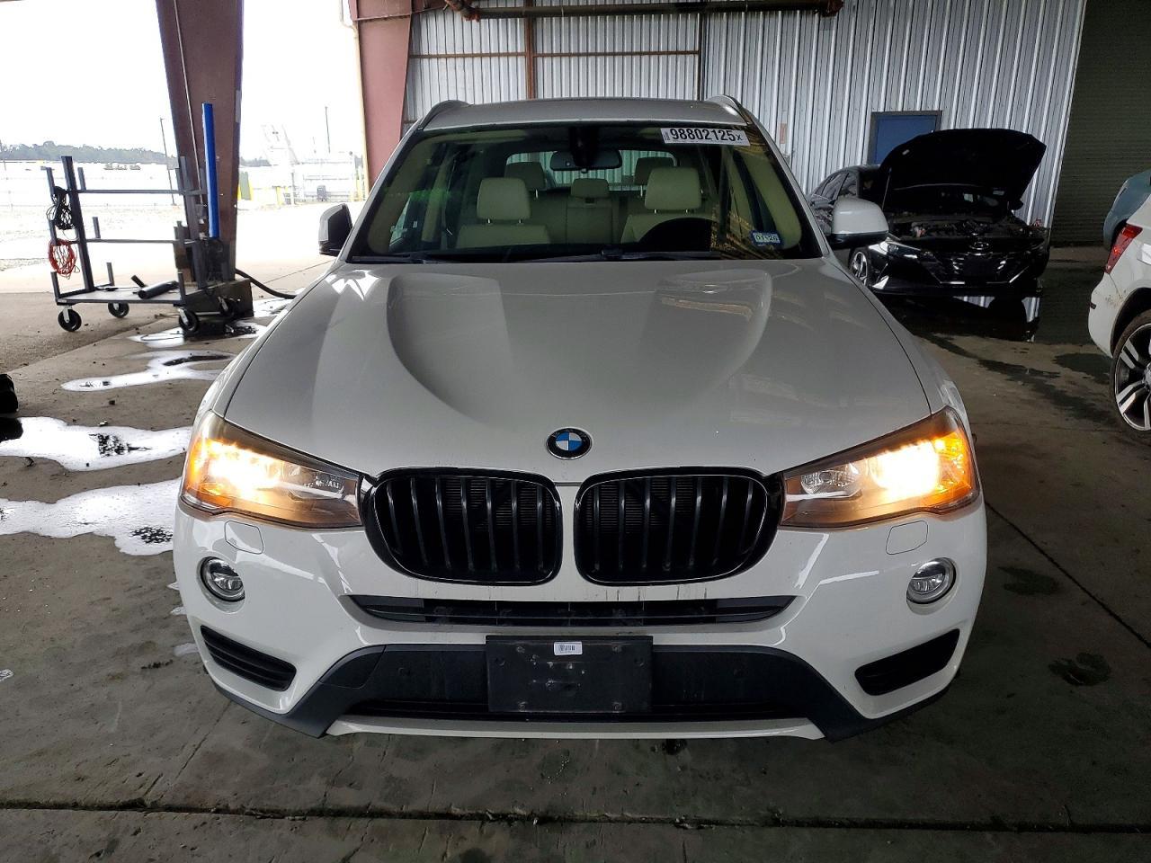 2017 BMW X3 Sdrive28I - Фото 5