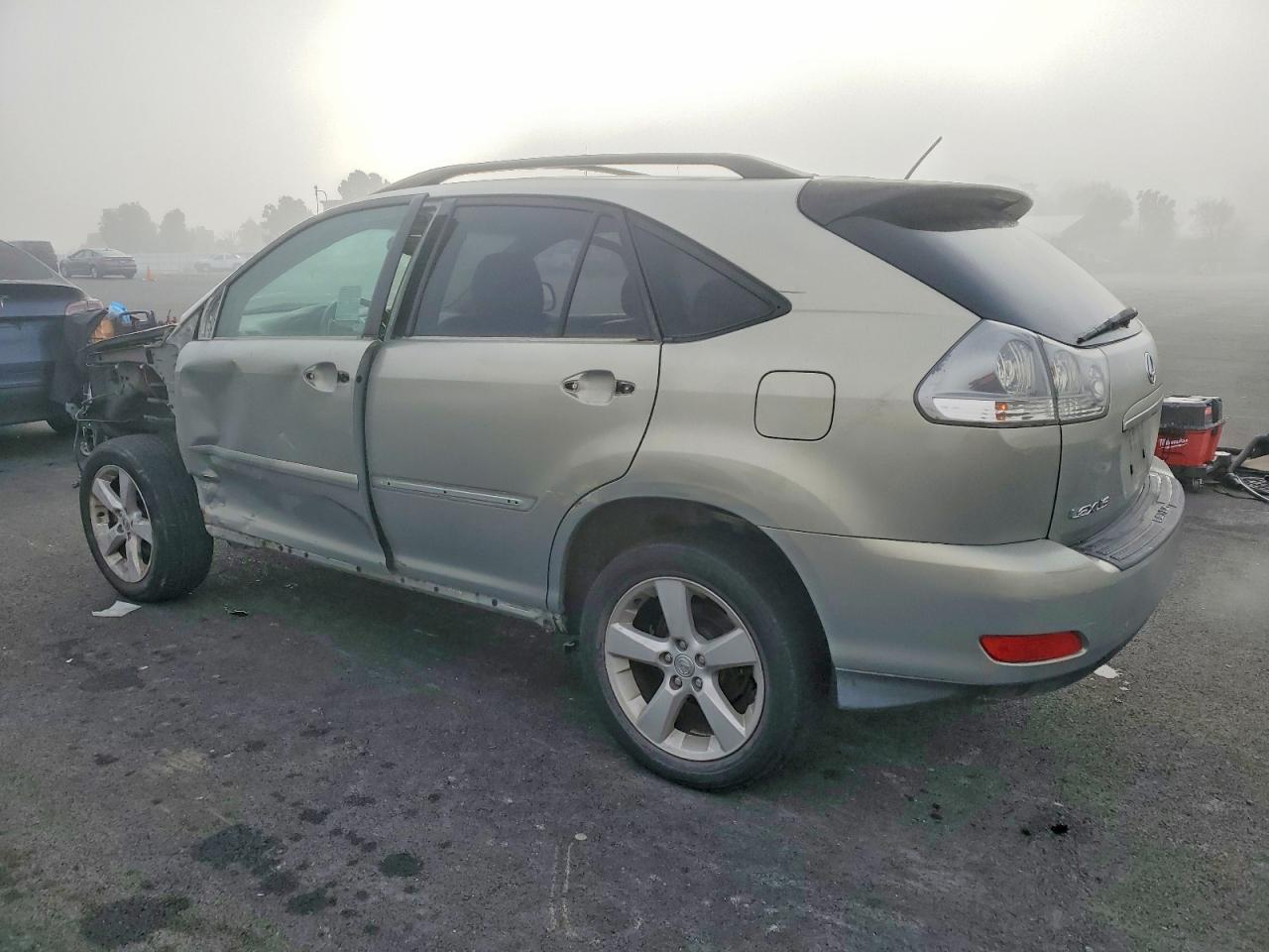 2004 Lexus Rx 330 - Image 2