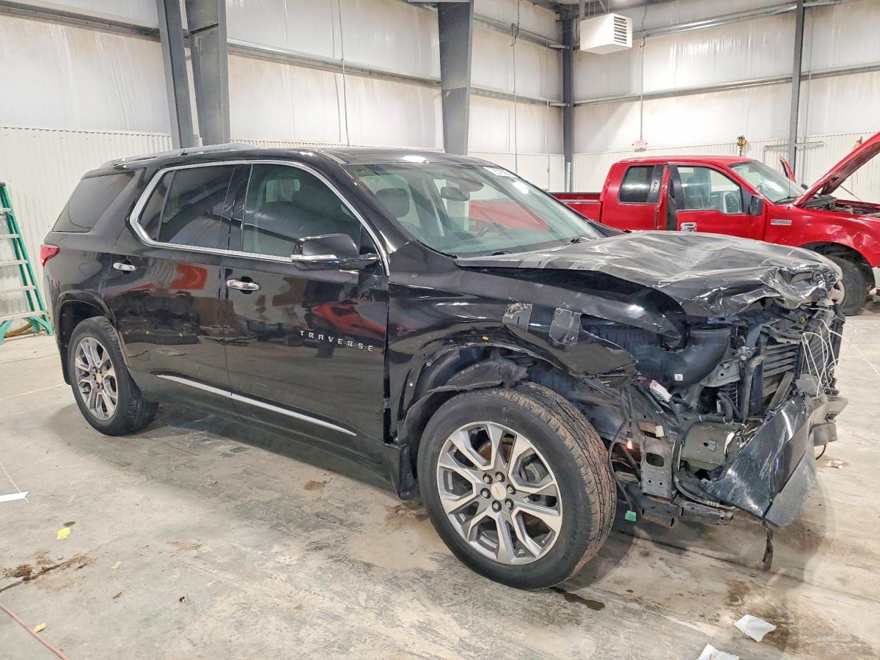 2018 Chevrolet Traverse Premier - Image 4