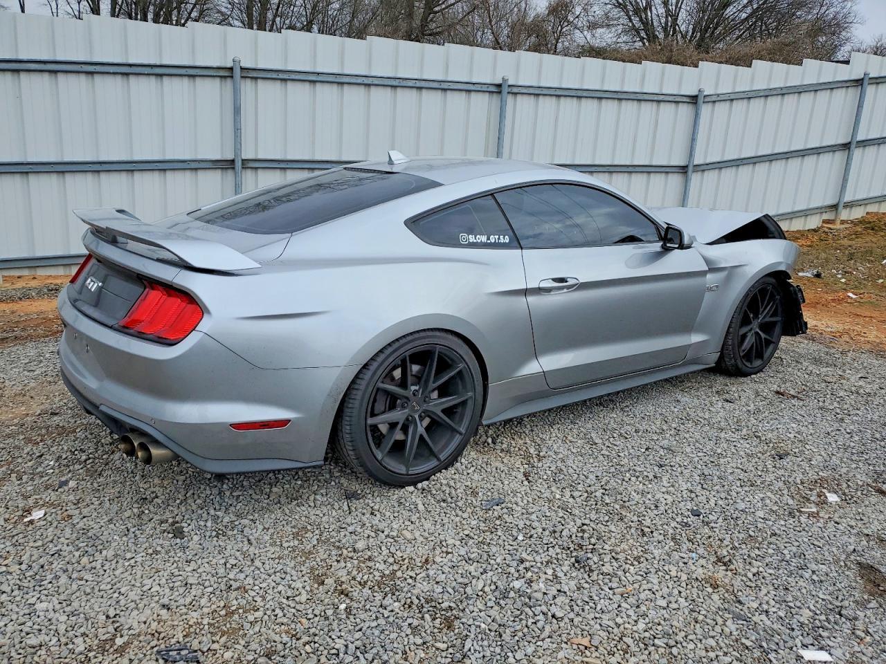 2021 Ford Mustang Gt - Фото 3