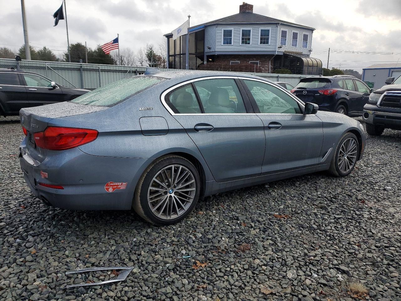 2019 BMW 5 Series 530E Iperfo - Image 3