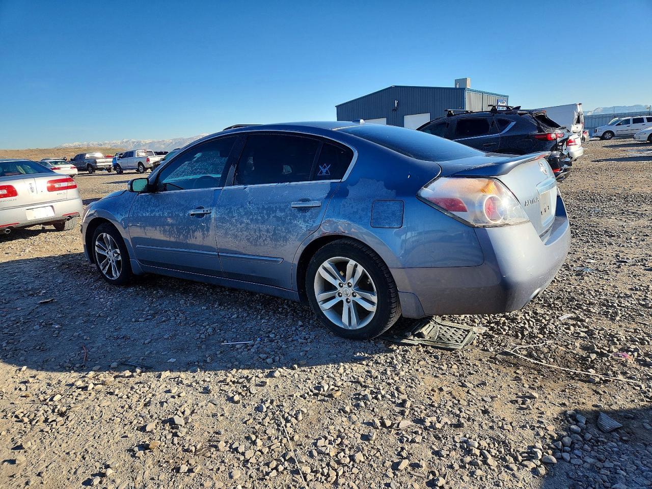 2010 Niss Altima Sr - Фото 2