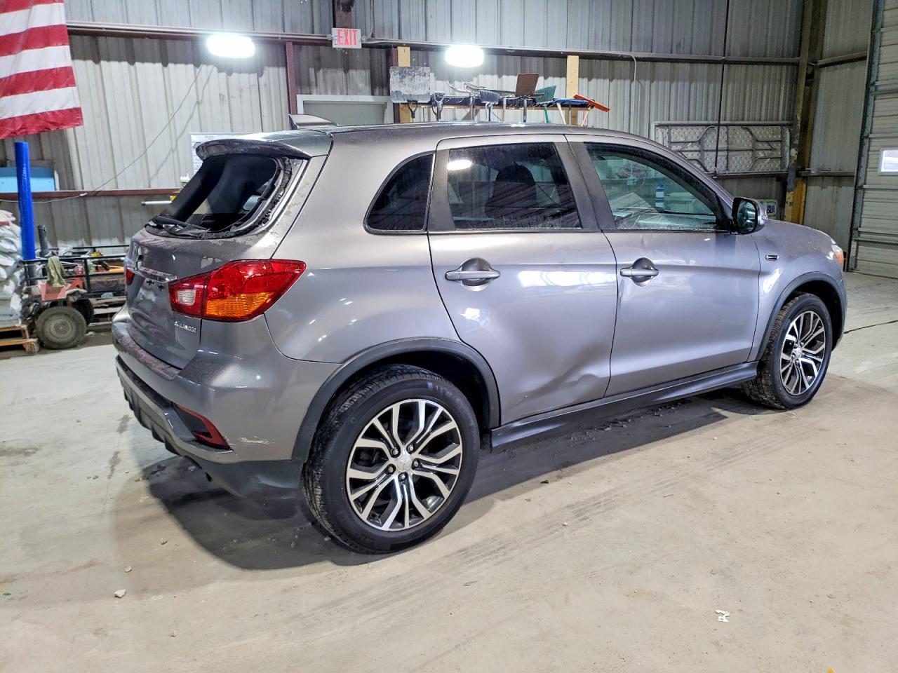 2019 Mitsubishi Outlander Sport Es - Фото 3