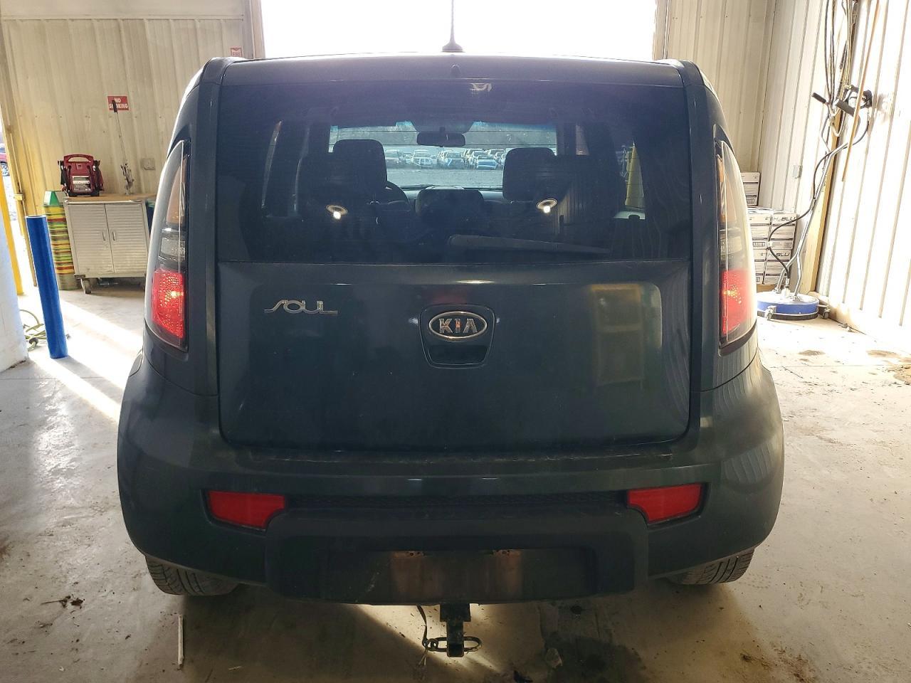 2011 Kia Soul + - Image 6