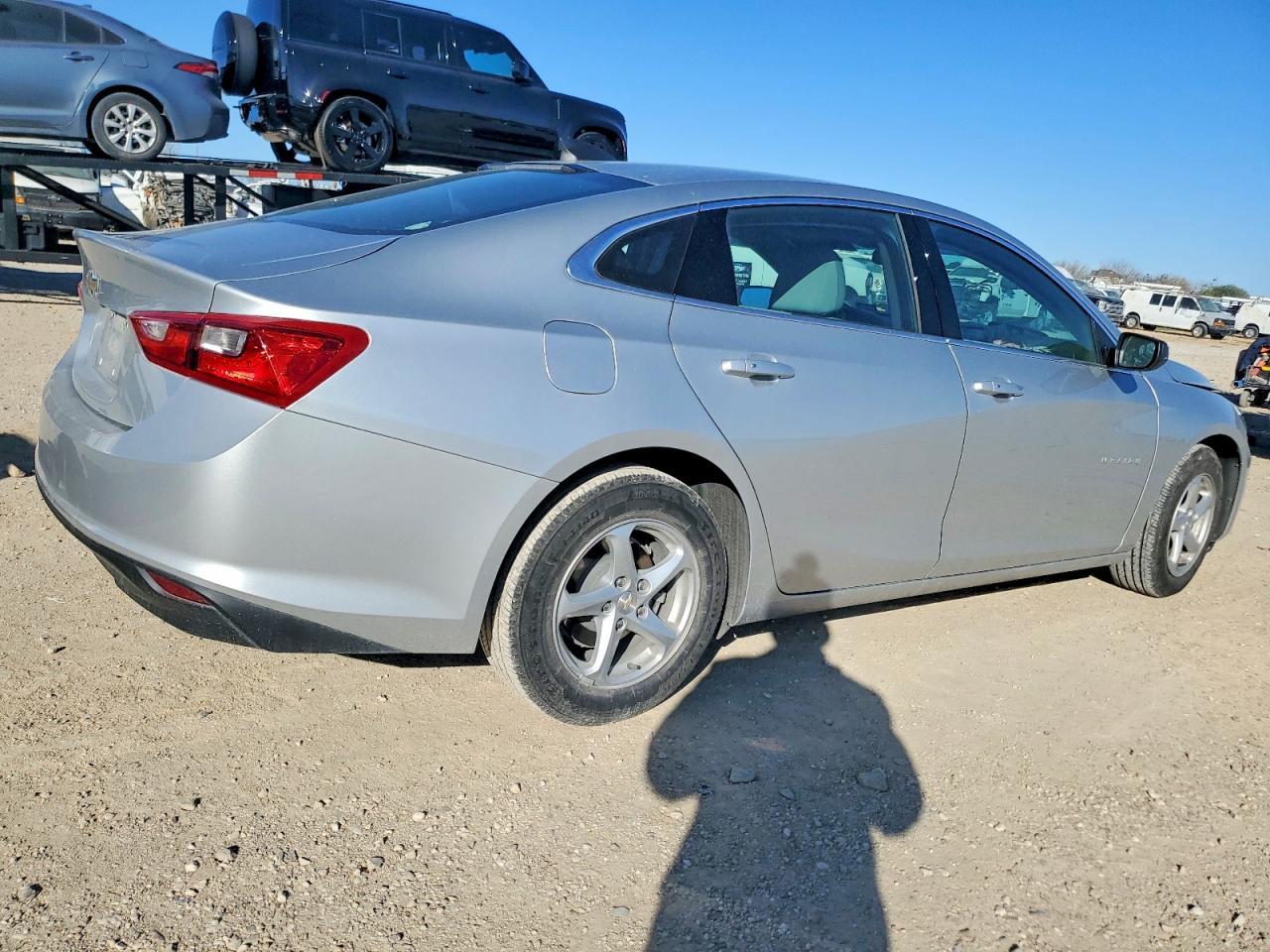 2017 Chevrolet Malibu Ls - Image 3