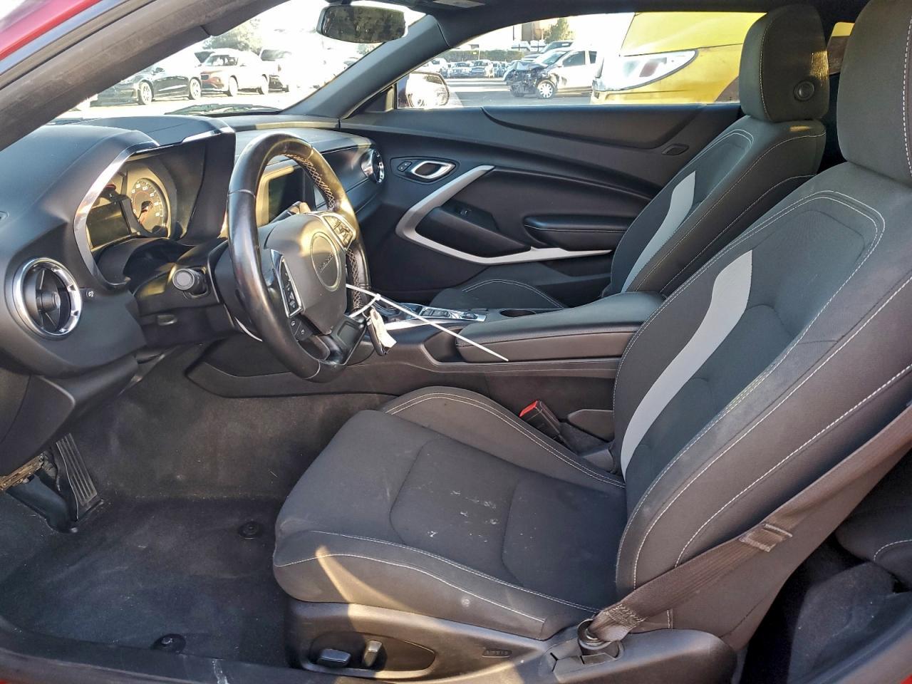 2019 Chevrolet Camaro Ls - Фото 7