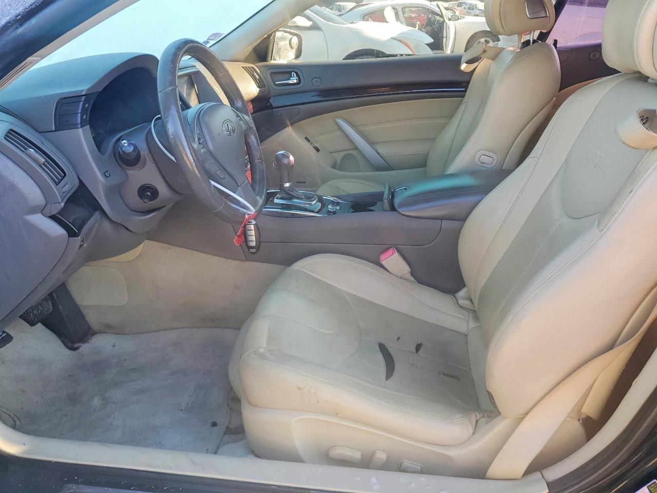 2012 Infiniti G37 Base - Image 7