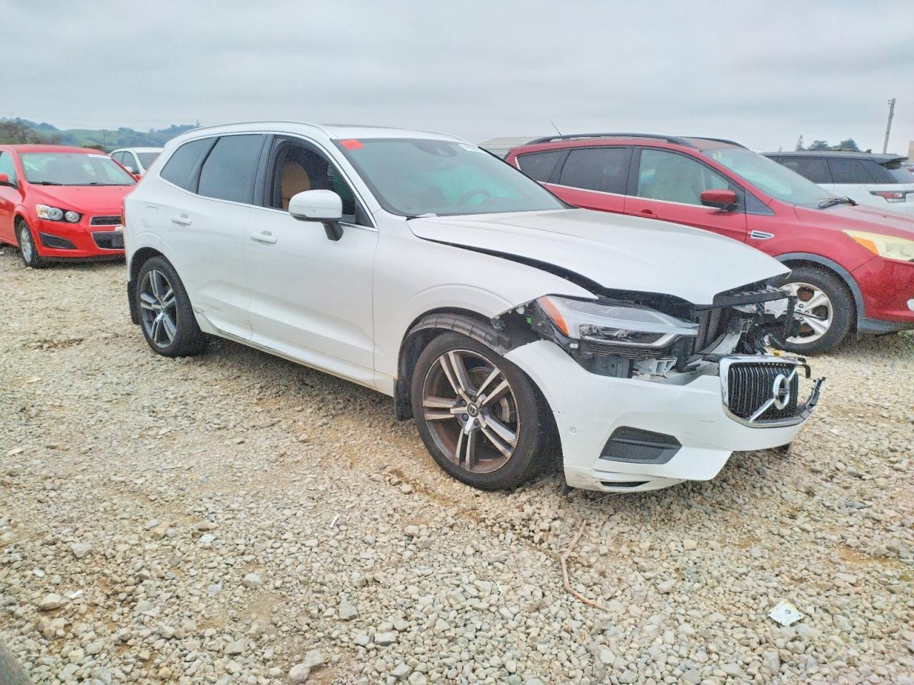 2019 Volvo Xc60 T5 Momentum - Image 4