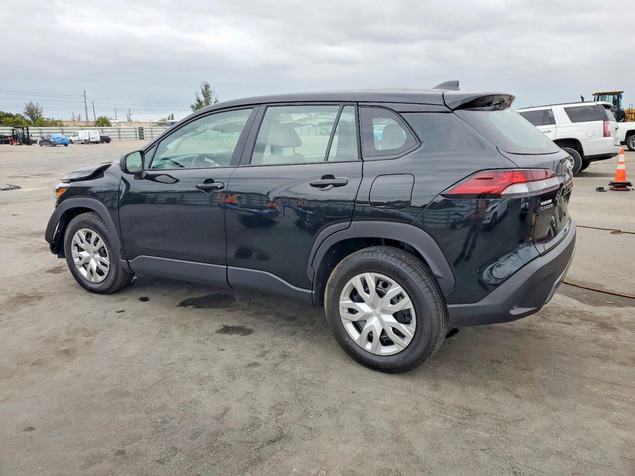 2026 Toyota Corolla Cross L - Фото 2